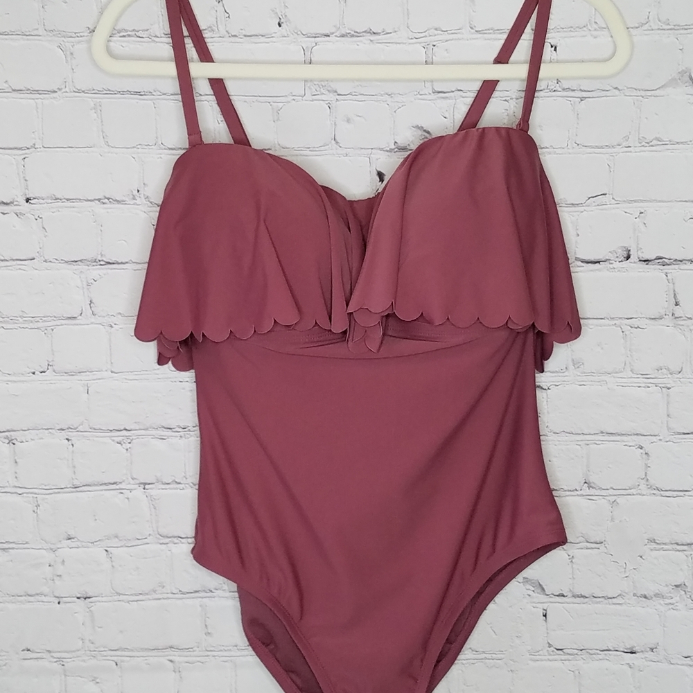 KONA Sol Swimsuit One Piece NWOT Ruffles Size L